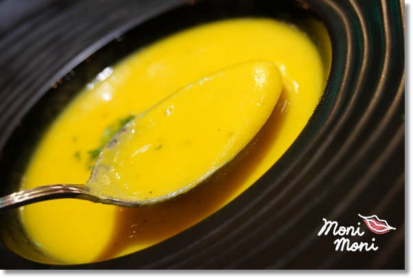 20250919-whv5m 20250919-whv5m