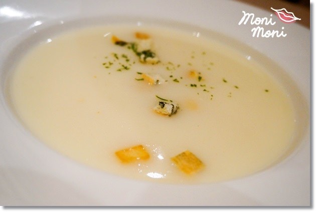 20250919-ujzic 20250919-ujzic