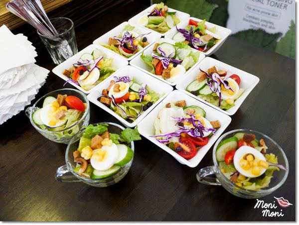 20250919-gay4i 20250919-gay4i