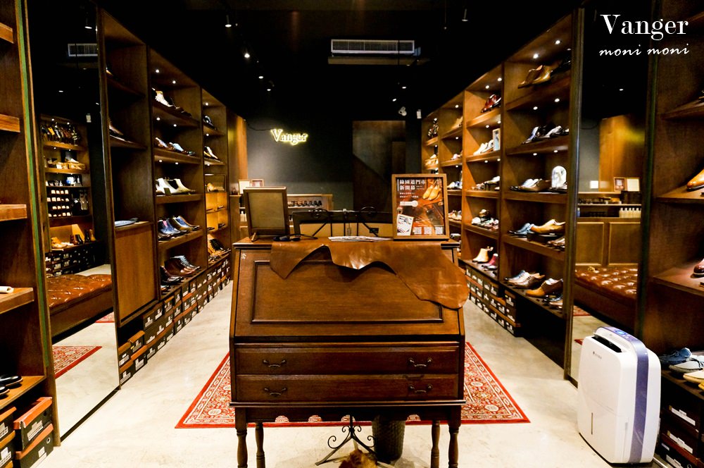 20250919-h195d 20250919-h195d