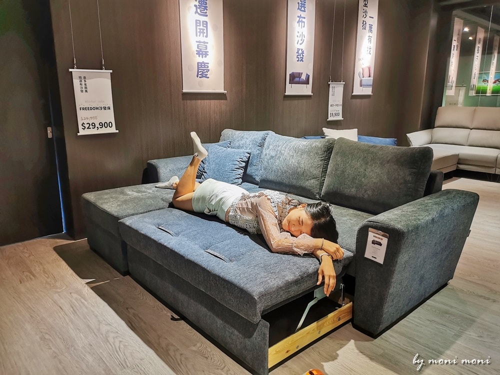 20250919-omz2y 20250919-omz2y