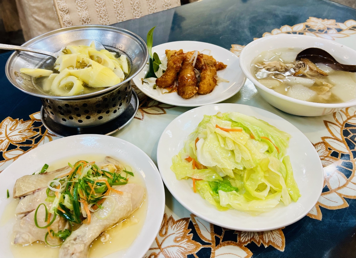 烏來兩天一夜泡湯行程|高 CP 值溫泉住宿推薦,泉世界溫泉會館實住分享 - 第11張圖 烏來兩天一夜泡湯行程|高 CP 值溫泉住宿推薦,泉世界溫泉會館實住分享