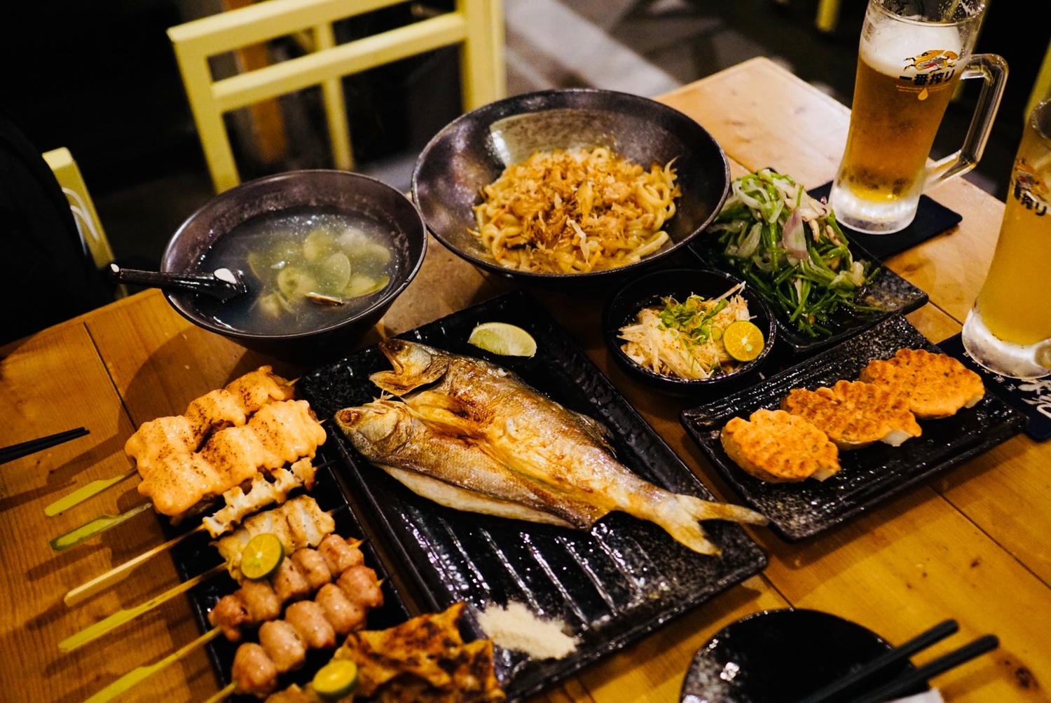 蔦燒竹圍居酒屋｜午仔魚一夜干必點！惠比壽啤酒＋鹽烤串燒，會想一再回訪的日式居酒屋
