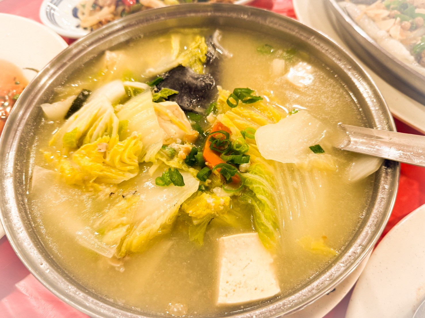 桃園石門水庫美食懶人包|石門水庫散步+「大石門活魚老店」五吃,必買黃大目大溪豆干 - 第13張圖 桃園石門水庫美食懶人包|石門水庫散步+「大石門活魚老店」五吃,必買黃大目大溪豆干