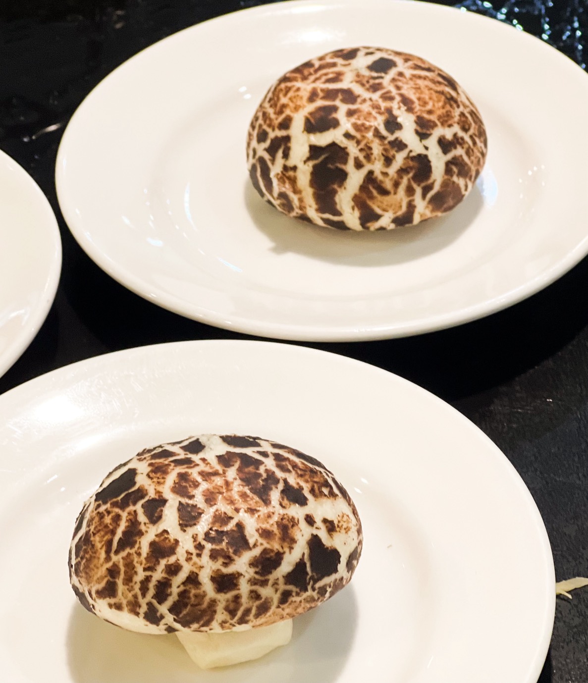 【板橋美食推薦】蒸天下海鮮蒸氣火鍋|活龍蝦現蒸上桌!兩人豪華套餐 $2280 吃得到極致鮮甜 - 第14張圖 【板橋美食推薦】蒸天下海鮮蒸氣火鍋|活龍蝦現蒸上桌!兩人豪華套餐 $2280 吃得到極致鮮甜