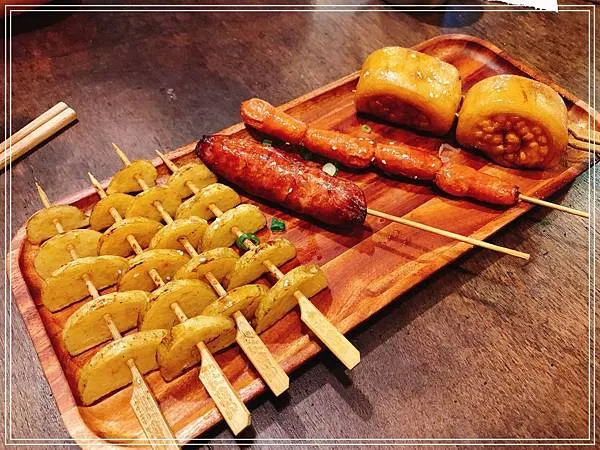 都會深夜的野營綠洲:在路邊烤肉 WildBBQ 中山店,用職人炭香卸下整天的疲憊 - 第2張圖 都會深夜的野營綠洲:在路邊烤肉 WildBBQ 中山店,用職人炭香卸下整天的疲憊