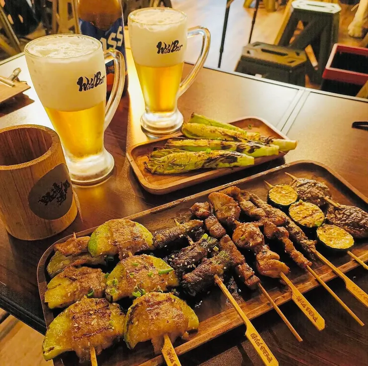 都會深夜的野營綠洲:在路邊烤肉 WildBBQ 中山店,用職人炭香卸下整天的疲憊 - 第4張圖 都會深夜的野營綠洲:在路邊烤肉 WildBBQ 中山店,用職人炭香卸下整天的疲憊